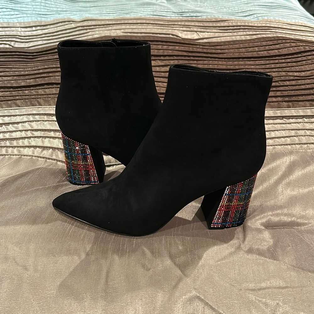 Betsey Johnson Black Rainbow Heel Boots